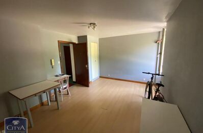 location appartement 400 € CC /mois à proximité de Montamisé (86360)