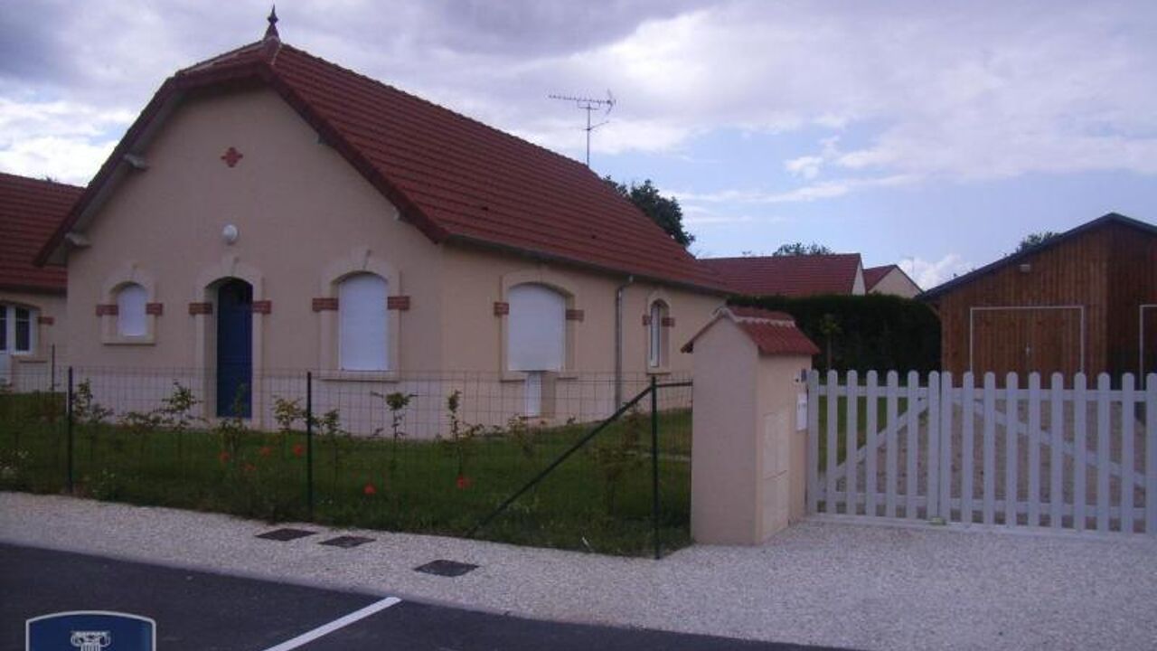 maison 4 pièces 80 m2 à louer à Châteauroux (36000)