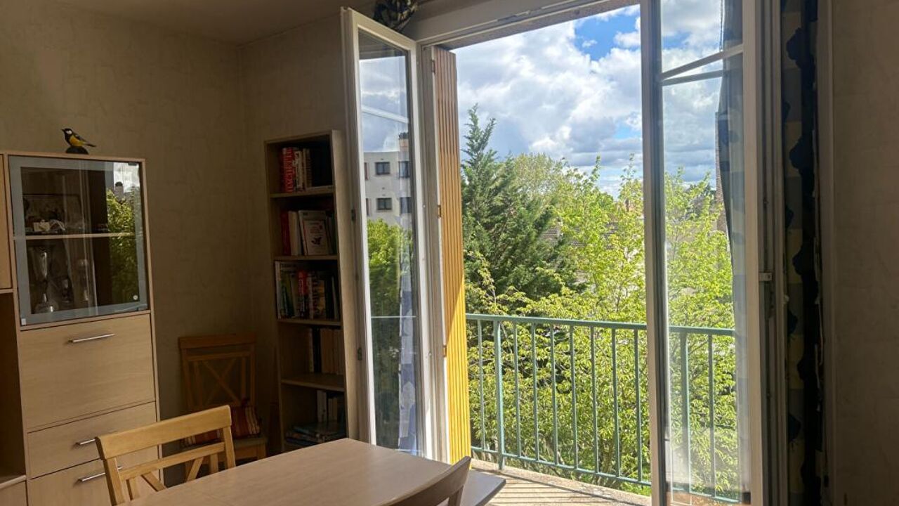appartement 3 pièces 63 m2 à vendre à Neuilly-Plaisance (93360)