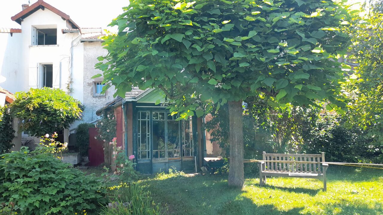 maison 5 pièces 130 m2 à vendre à Saint-Martin-d'Estréaux (42620)