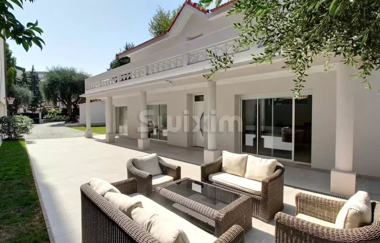 maison 7 pièces 180 m2 à vendre à Cannes (06400)