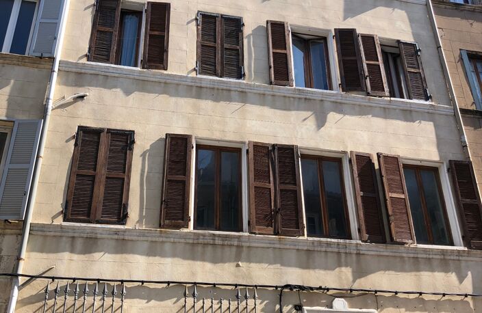 Vente immeuble   Marseille 6 (13006) — photo 2