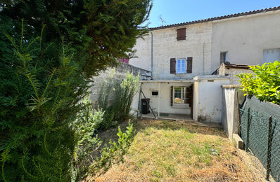 vente maison 119 280 € à proximité de Sireuil (16440)