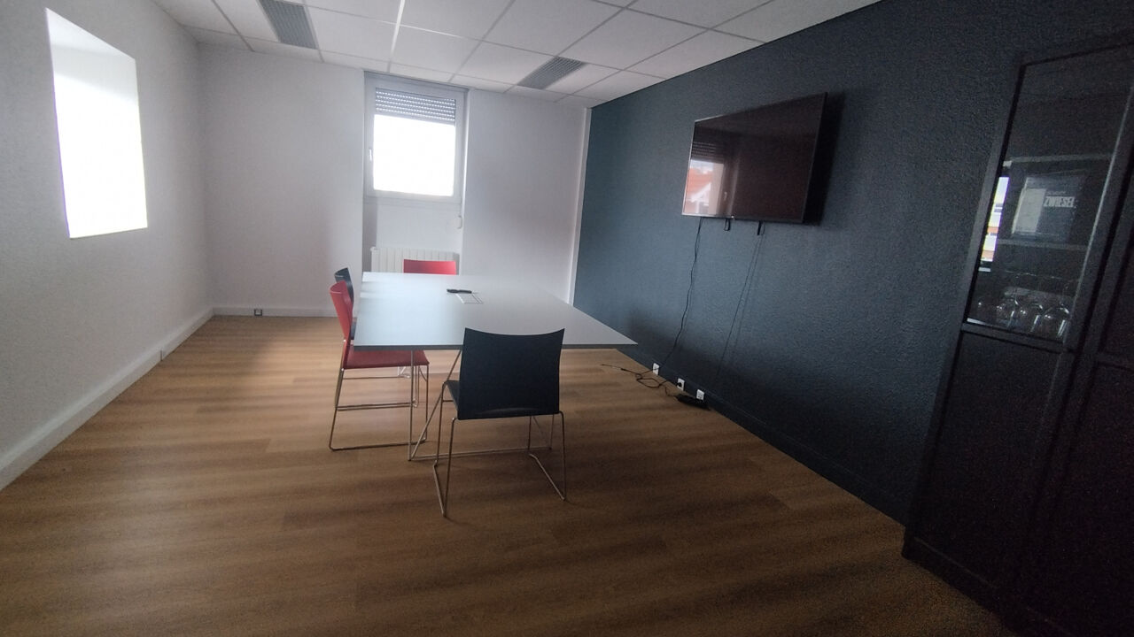 bureau  pièces 68 m2 à vendre à Clermont-Ferrand (63000)