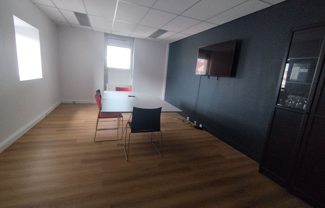 bureau  pièces 68 m2 à vendre à Clermont-Ferrand (63000)