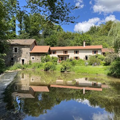 Maison 7 pièces 339000 €