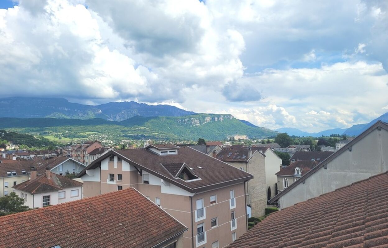 appartement 5 pièces 119 m2 à vendre à Voiron (38500)