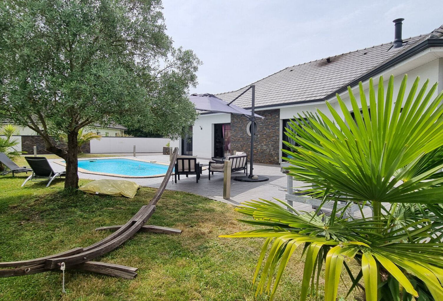 LESCAR - VILLA 180M², DOUBLE GARAGE ET PISCINE — photo 1