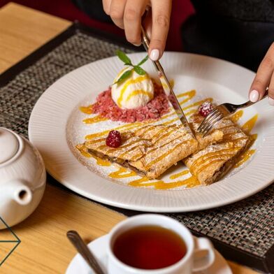 Commerce  976800 €