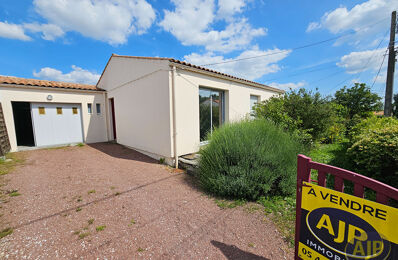 vente maison 202 540 € à proximité de Saint-Sever-de-Saintonge (17800)