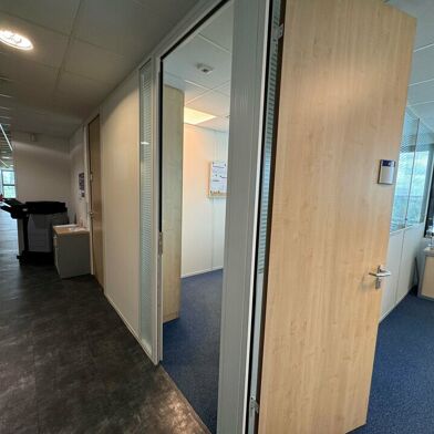 Bureau 480 m²