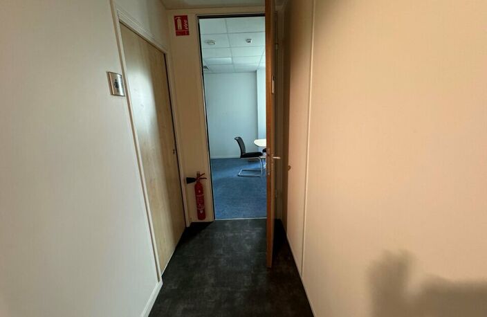 à LOUER — photo 3