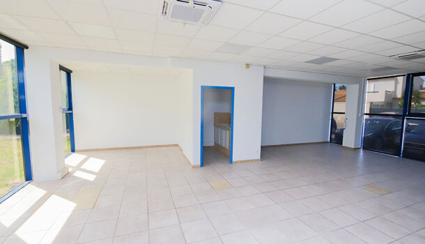 Local commercial 2 pièces  à vendre Hyères 83400