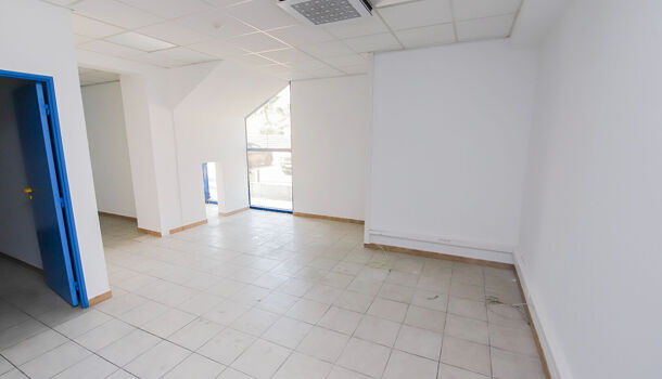 Local commercial 2 pièces  à vendre Hyères 83400