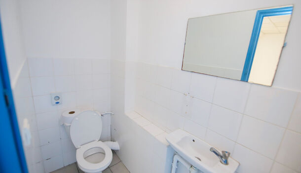 Local commercial 2 pièces  à vendre Hyères 83400