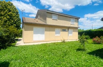 location maison 1 150 € CC /mois à proximité de Vernosc-Lès-Annonay (07430)