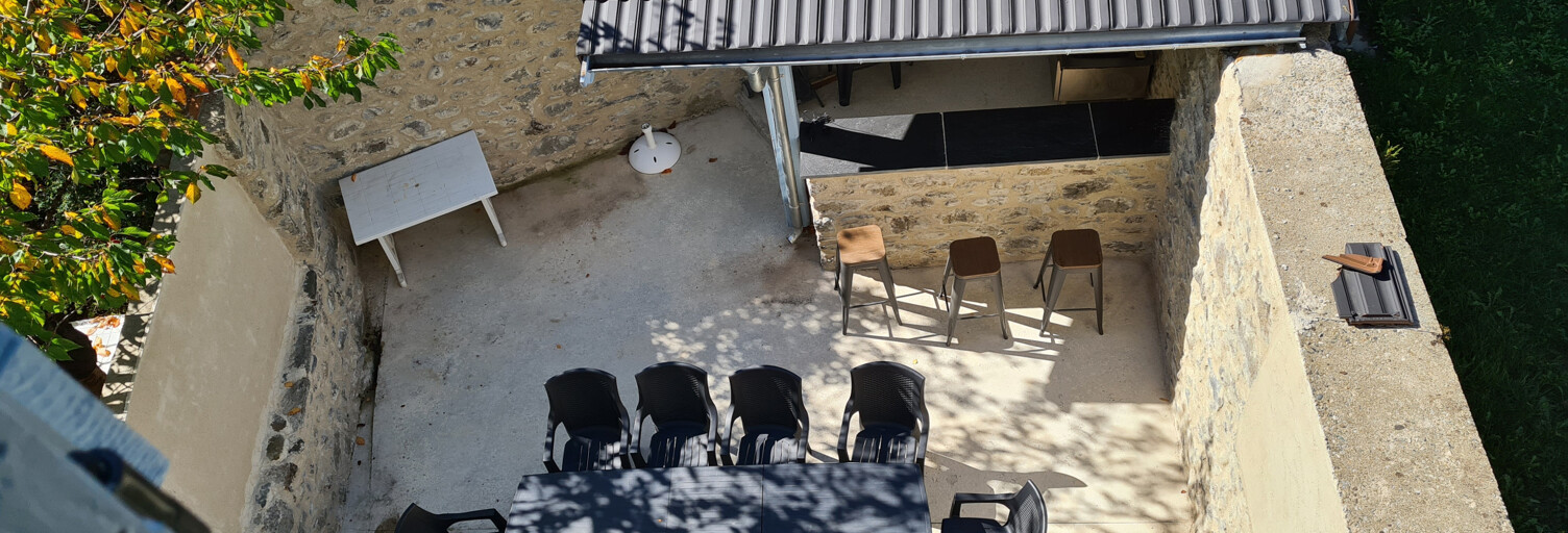 Maison 10 Pièces 200 m² à vendre à Val-de-Sos (09220)