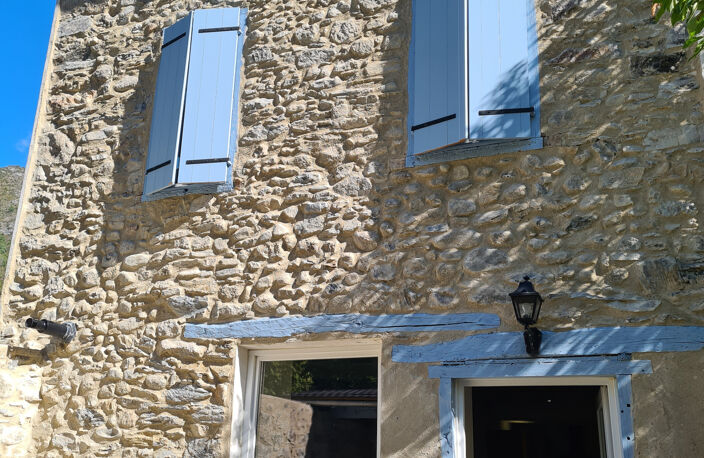 Maison en pierre, garage, agréable terrasse. — photo 3