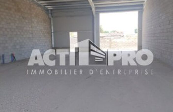 Entrepot à louer — photo 3