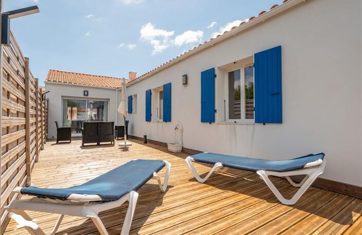 Vente maison 5 pièces 107 m² Saint-Pierre-d'Oléron (17310) — photo 2