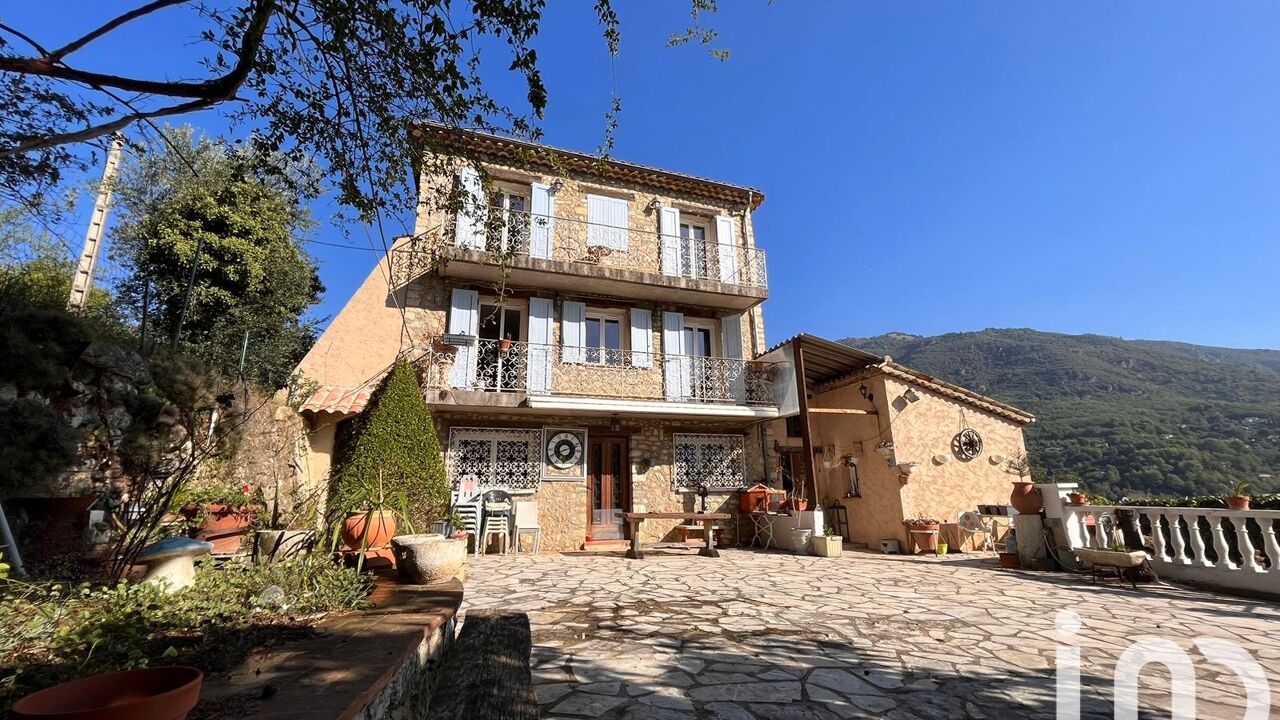 maison 7 pièces 138 m2 à vendre à Le Bar-sur-Loup (06620)