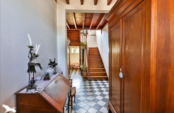 Vente maison 10 pièces 220 m² Saint-Aigulin (17360) — photo 5