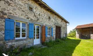 Maison 4 Pièces 205 m² à vendre à Busserolles (24360)