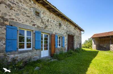 Maison en pierre de 4 pièces principales — photo du bien