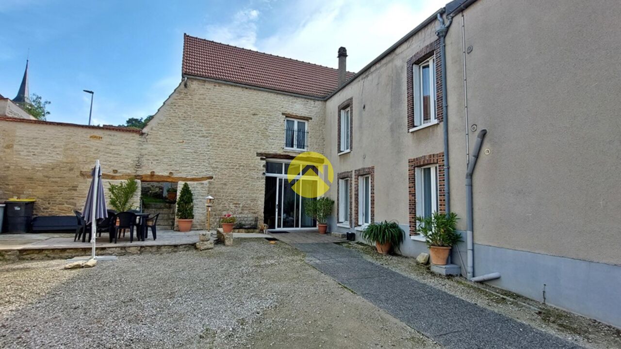 maison 7 pièces 141 m2 à vendre à Ancy-le-Franc (89160)