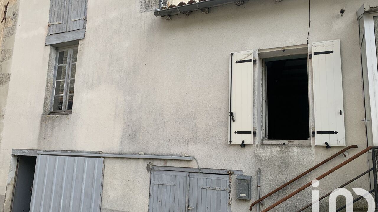 maison 4 pièces 122 m2 à vendre à Montboyer (16620)