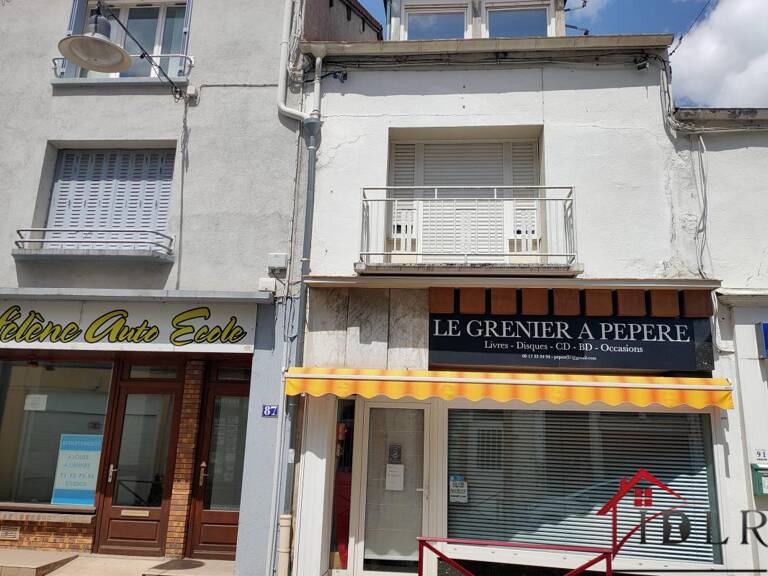 murs, fonds de commerce et habitation ensemble de 147 m2 — photo 1