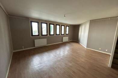 Appartement 4 pièces 657 €