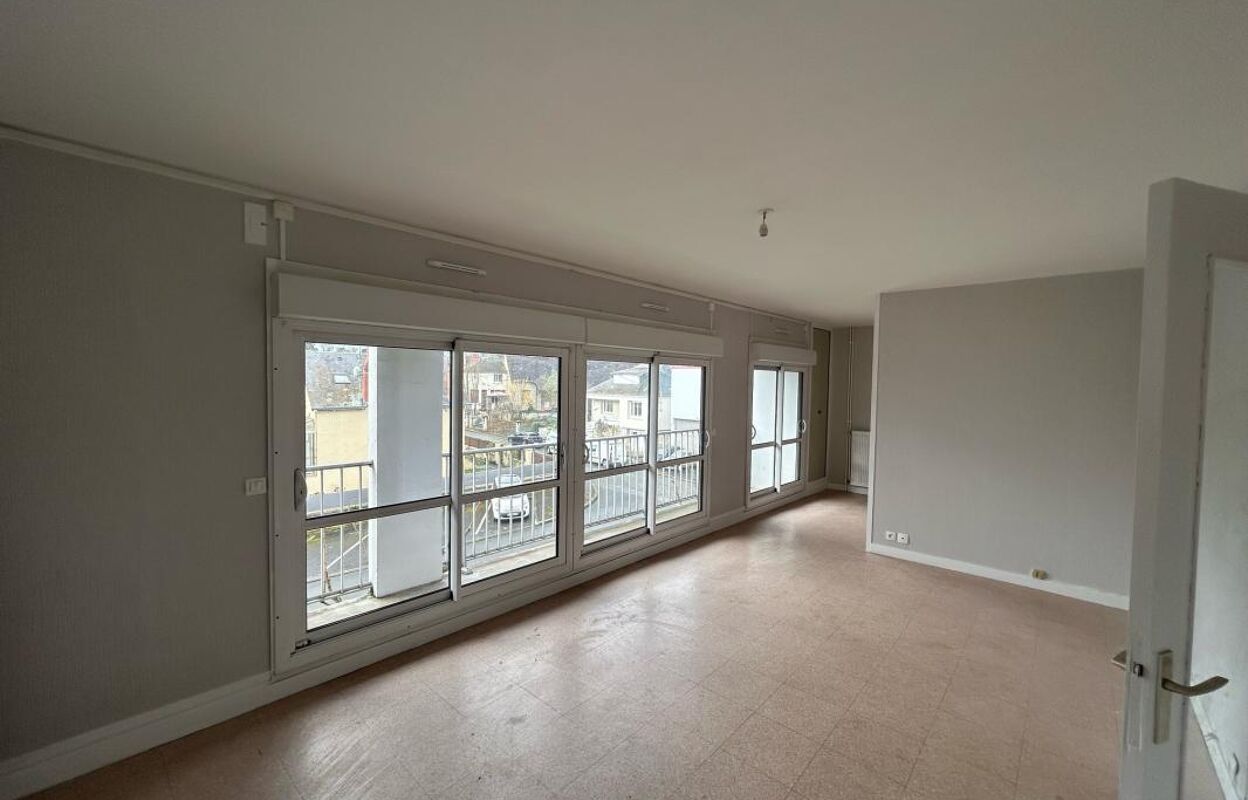 appartement 5 pièces 104 m2 à louer à La Châtre (36400)