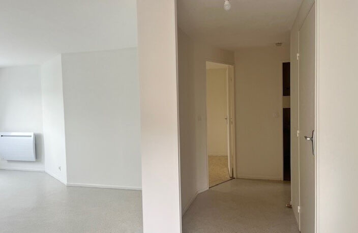 Leasing Appartement 3  pièces 65 m² La Châtre — photo 5