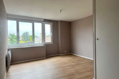 Appartement 4 pièces 561 €