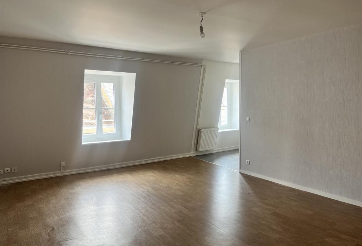 Leasing Appartement 3  pièces 70 m² La Châtre — photo 1