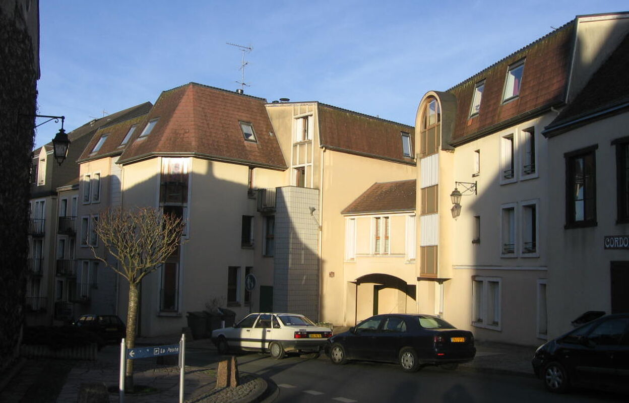 appartement 3 pièces 74 m2 à louer à La Châtre (36400)