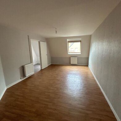 Appartement 4 pièces 608 €
