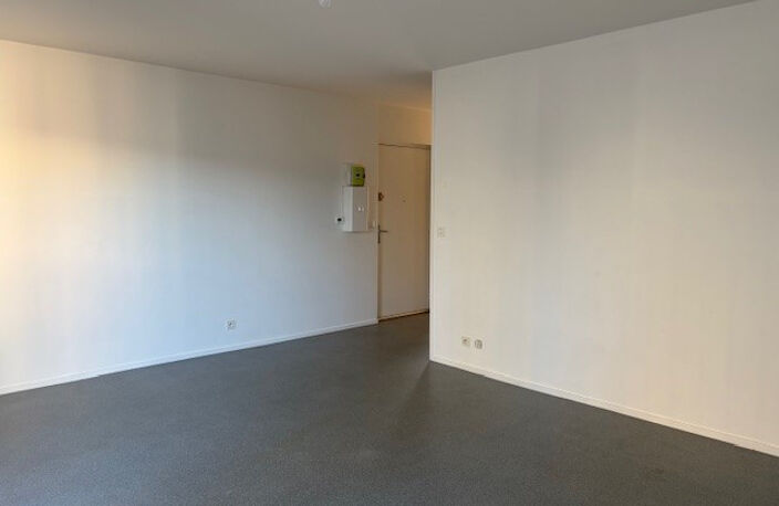 Leasing Appartement 4  pièces 82 m² La Châtre — photo 2