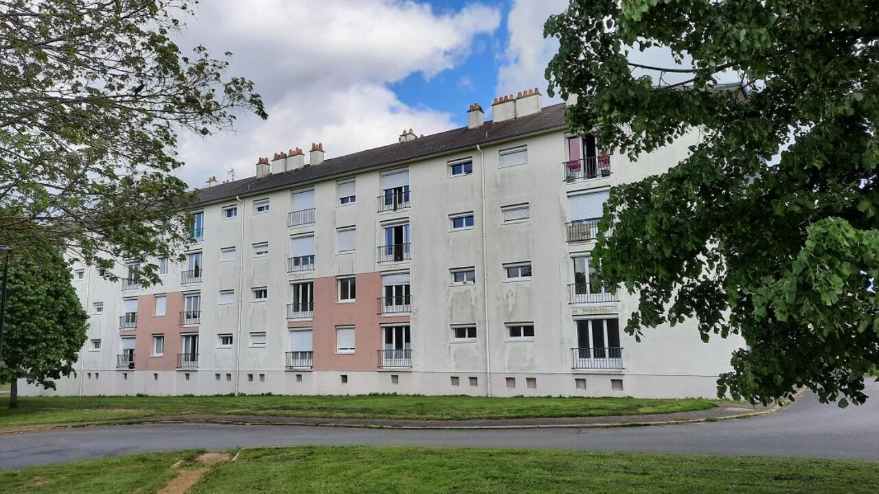 appartement 5 pièces 75 m2 à louer à La Châtre (36400)