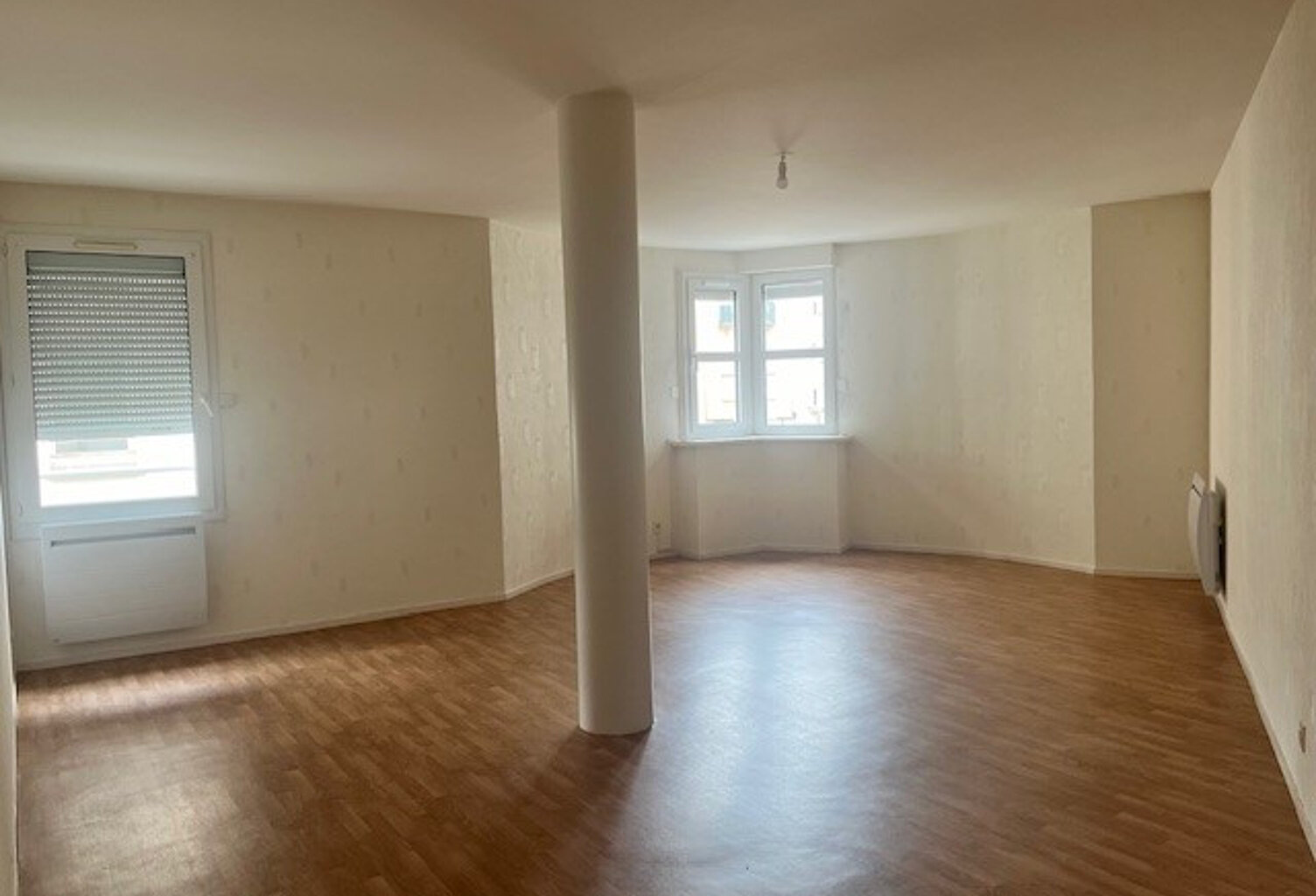 Leasing Appartement 3  pièces 66 m² La Châtre — photo 1