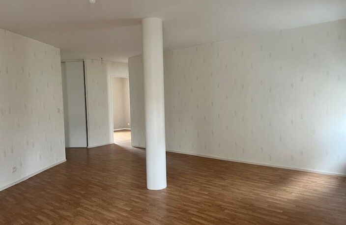 Leasing Appartement 3  pièces 66 m² La Châtre — photo 2