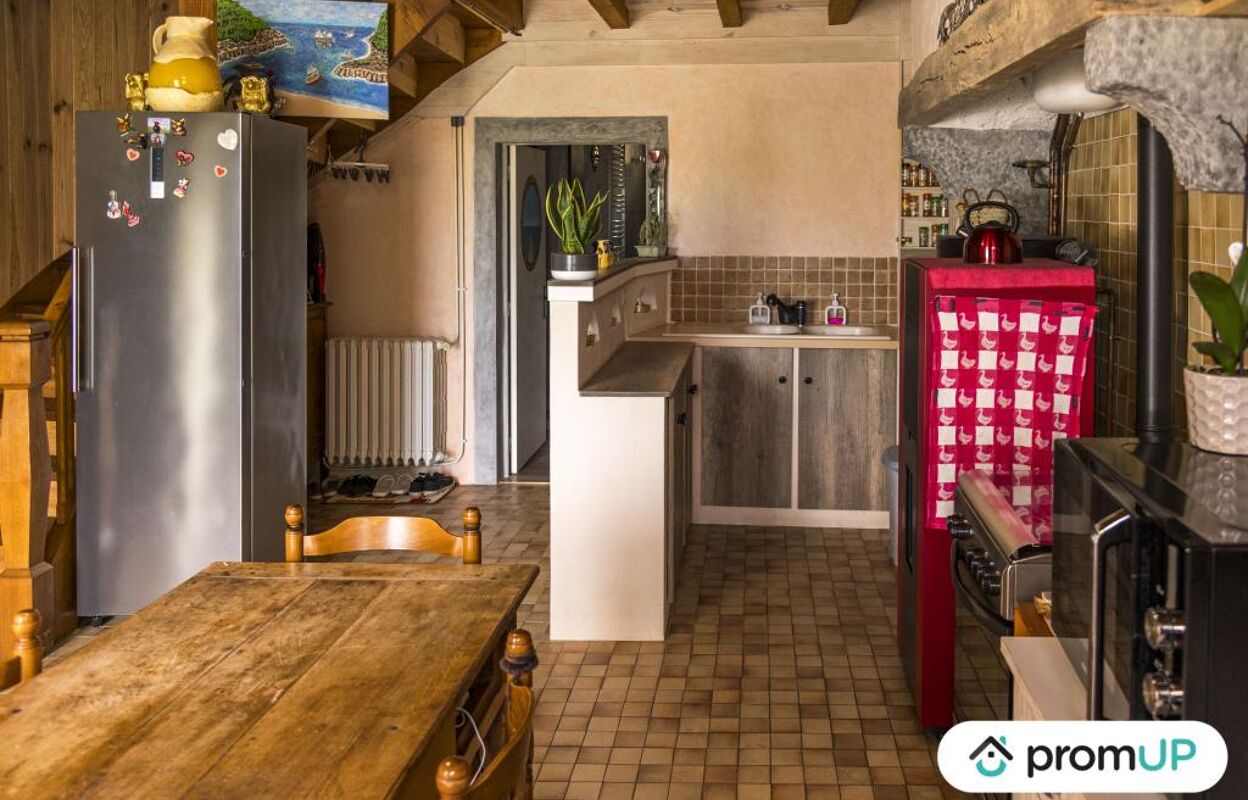 maison 4 pièces 90 m2 à vendre à Celoux (15500)