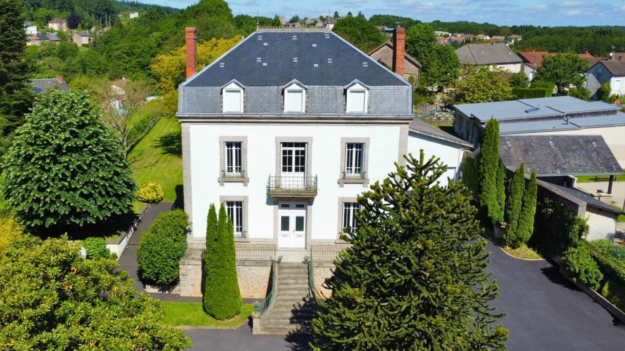 maison 9 pièces 271 m2 à vendre à Saint-Sulpice-Laurière (87370)