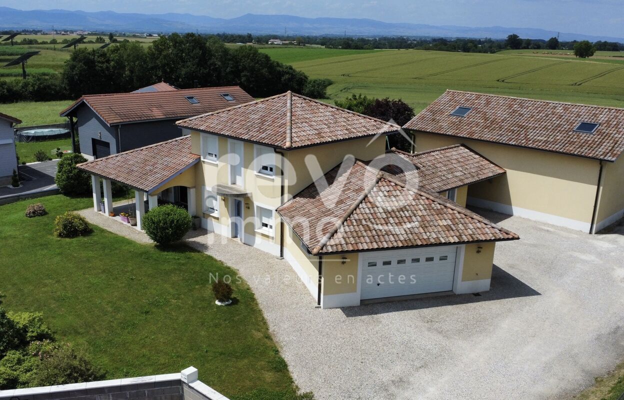 maison 4 pièces 161 m2 à vendre à Villeneuve (01480)