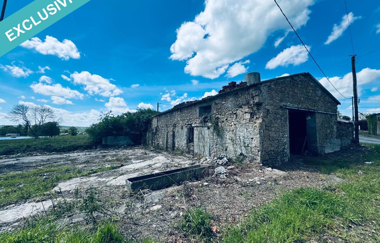 terrain  pièces 1970 m2 à vendre à Saint-Pierre-des-Échaubrognes (79700)