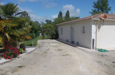 vente maison 243 800 € à proximité de Angeac-Charente (16120)