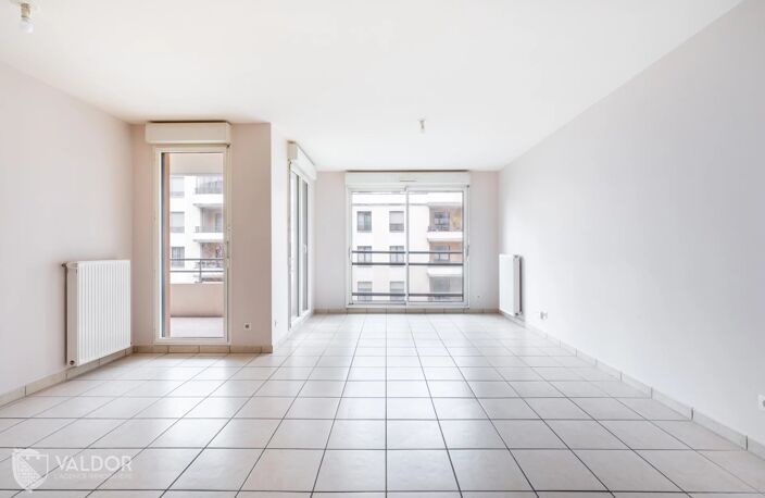 APPARTEMENT T4 85M2 HYPER CENTRE VILLEFRANCHE — photo 4