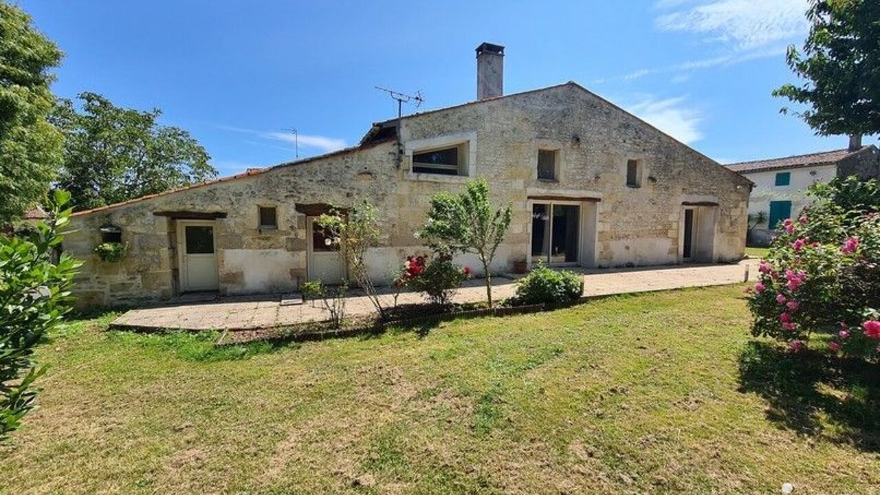 maison 5 pièces 158 m2 à vendre à Écurat (17810)