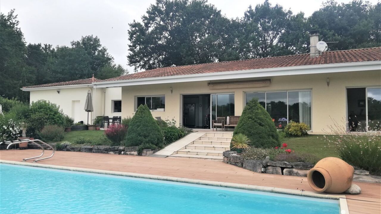 maison 5 pièces 193 m2 à vendre à Marsac-sur-l'Isle (24430)